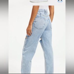 NWT Good American 90’s jeans